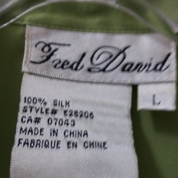 Silk Green Blouse - by Fred David with buttons - Picture 3 of 5
